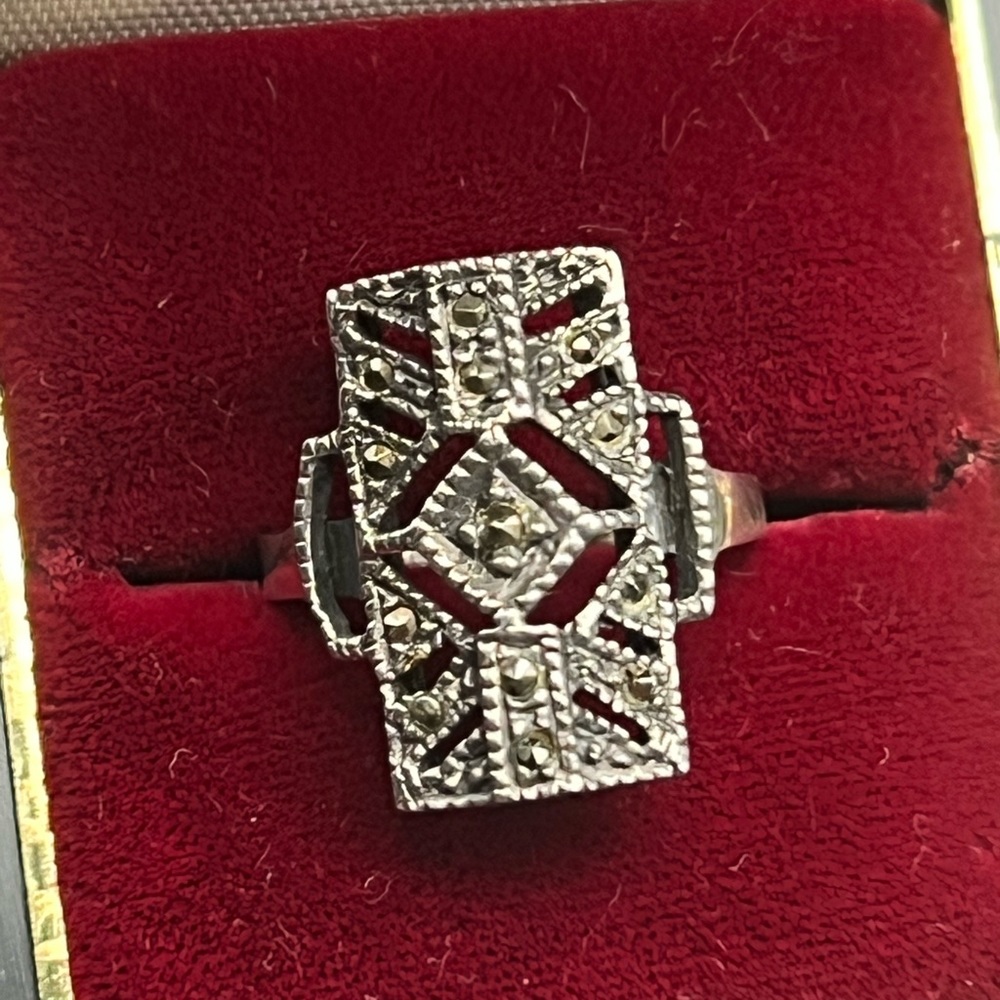 Vintage sterling Art Deco Ring